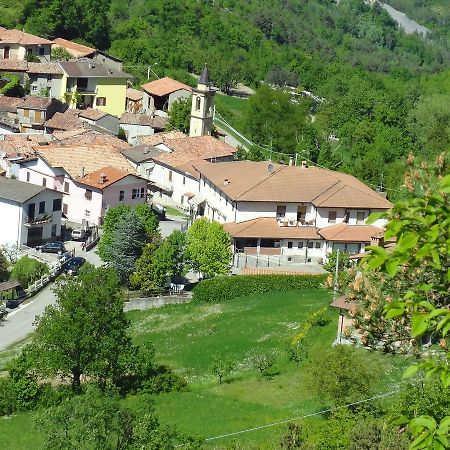 Ristorante Primula Bianca Otel Varzi Dış mekan fotoğraf