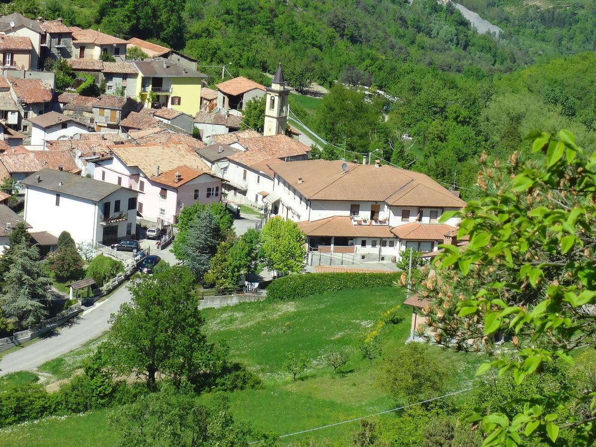 Ristorante Primula Bianca Otel Varzi Dış mekan fotoğraf