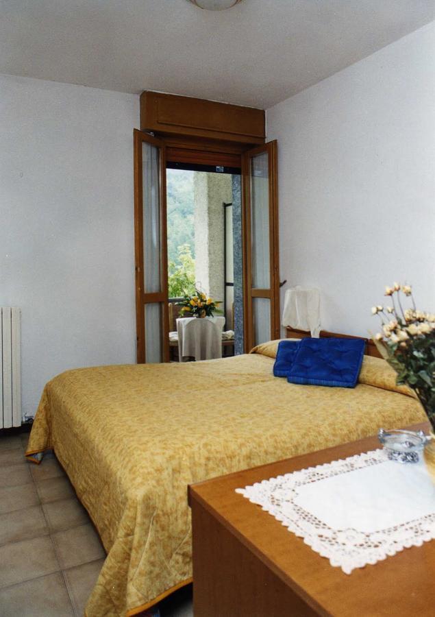 Ristorante Primula Bianca Otel Varzi Dış mekan fotoğraf